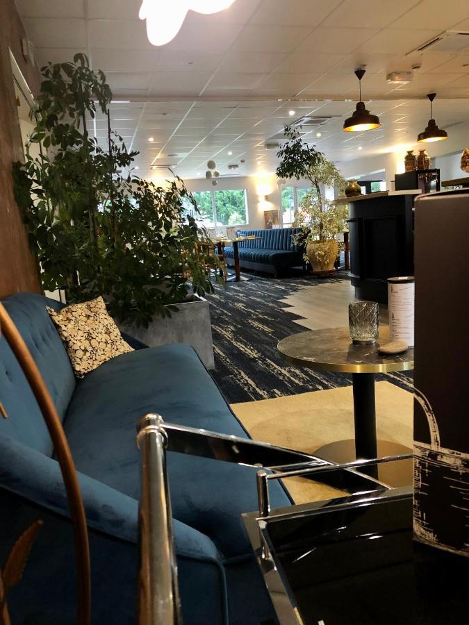 Artemis Hotel & Spa Bistro Coquet Бриуд Екстериор снимка