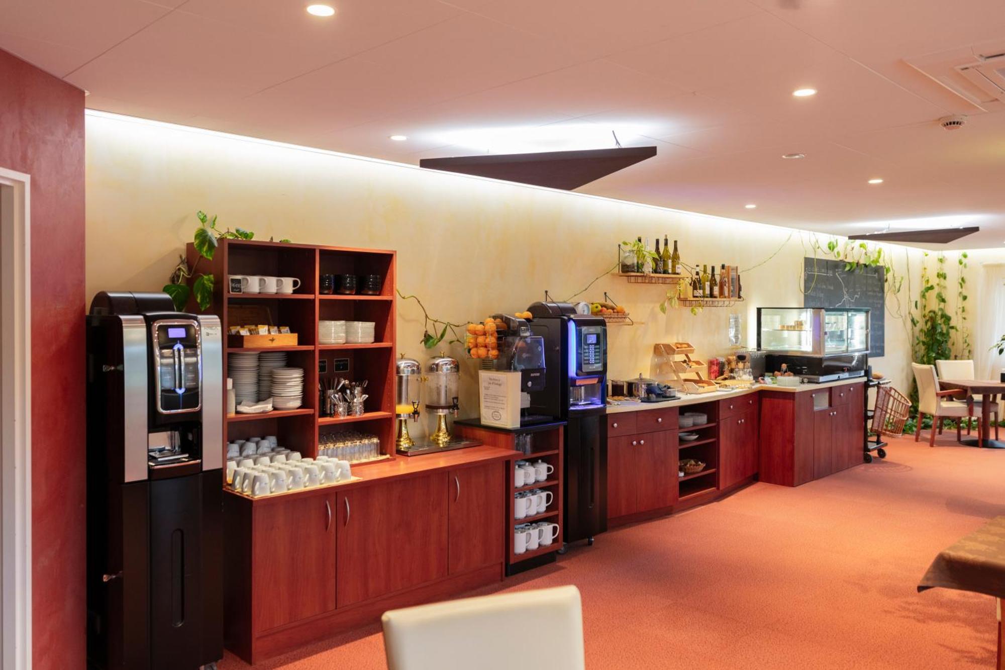 Artemis Hotel & Spa Bistro Coquet Бриуд Екстериор снимка