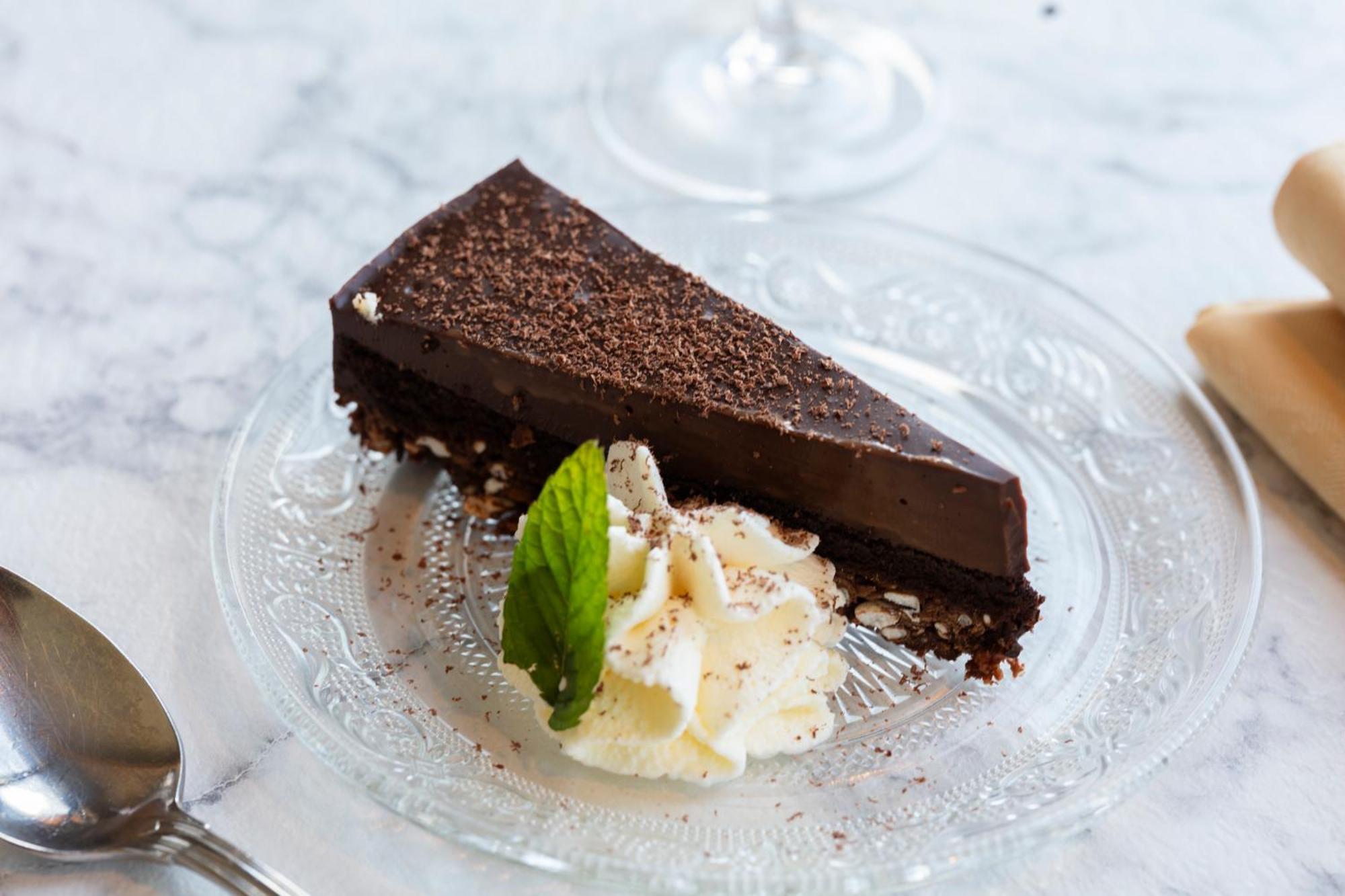 Artemis Hotel & Spa Bistro Coquet Бриуд Екстериор снимка